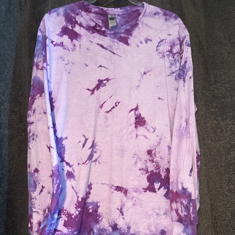 NEW Large Long Sleeve Tie Dye